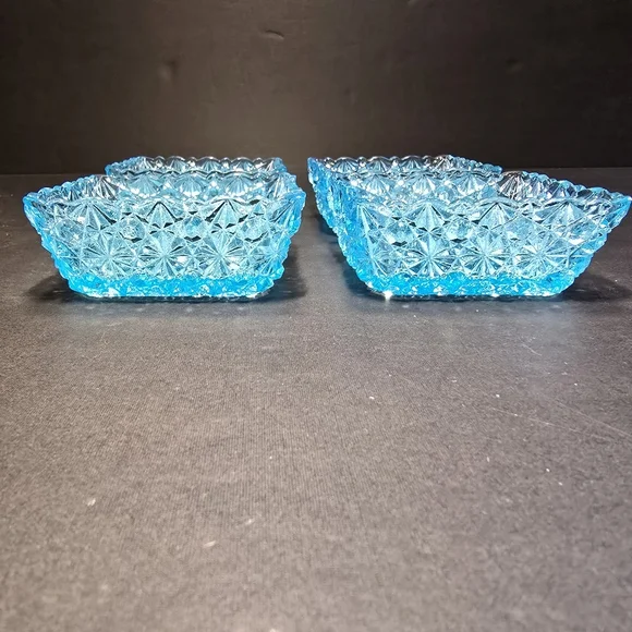 4 Daisy And Button Blue Sauce Dish LG Wright Glass Vintage Trinket Dishes 4" - Picture 2 of 9